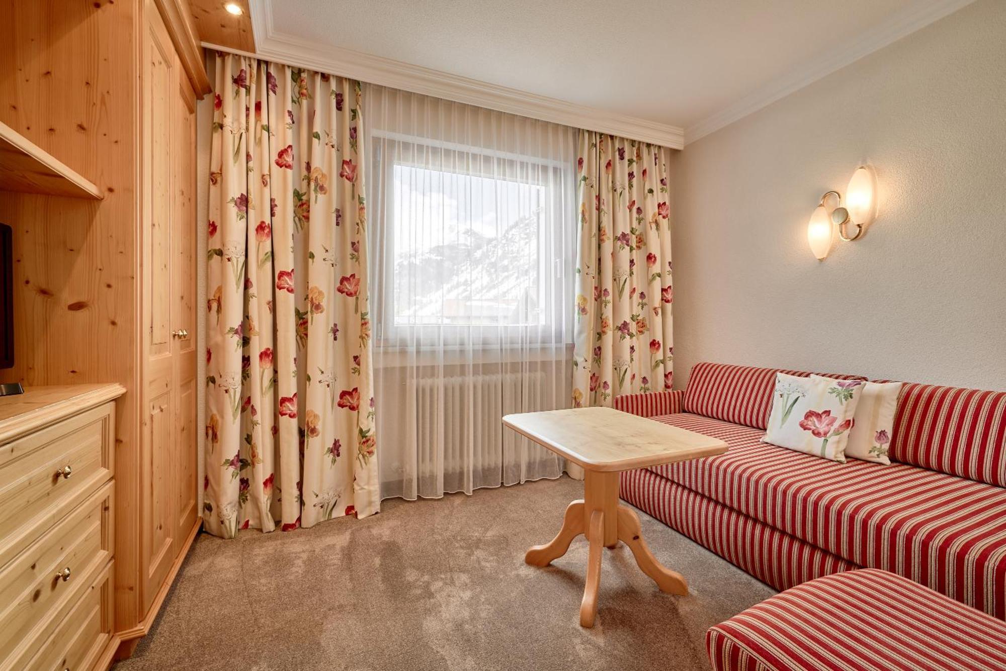 Hotel Appartement Roggal Lech am Arlberg Bagian luar foto